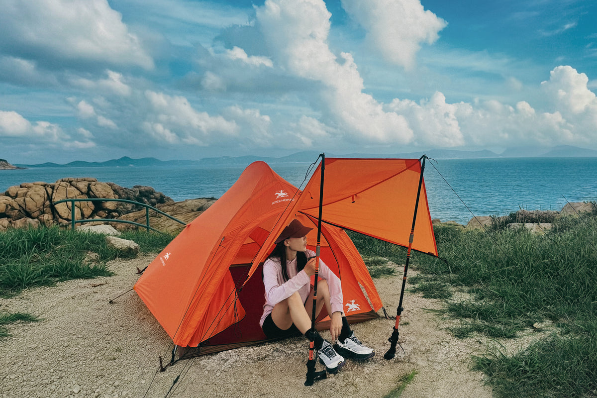 Extend Your Shelter Extend the vestibule into a tarp-style canopy for extra covered space at the entrance. Enjoy added shelter for relaxing, organizing gear, or taking a break on the trail.