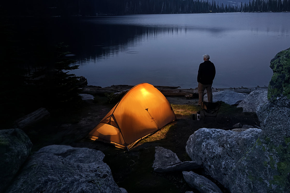 Streamlined Fish-Ridge Design  The Ridge 2’s fish-ridge shape creates a streamlined shelter while keeping weight to a minimum. Designed for lightweight backpacking, it helps reduce your load and makes it easier to move from trail to trail.